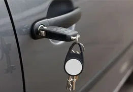 New York Master Locksmith New York, NY 212-918-5488 New York Master Locksmith New York, NY 212-918-5488 - 14a-Car-unlock
